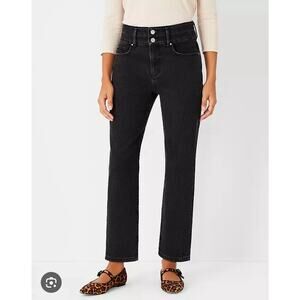 Ann Taylor Sz 2 Sculpting Pocket High Rise Straight Crop Jeans In Washed Black